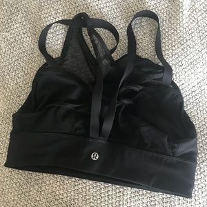 High neck sports bra